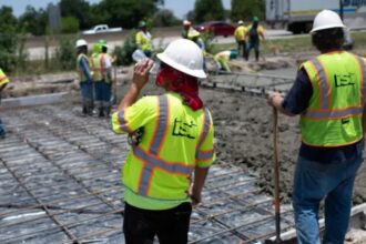 Florida Joins Texas in Banning Local Heat Protection for Outdoor Workers